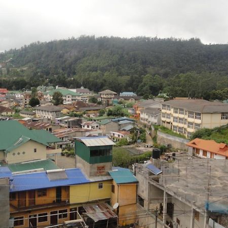 City And Hills View Apartment Nuwara Eliya Rum bild
