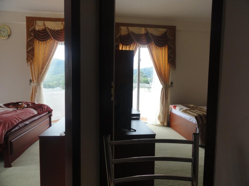 City And Hills View Apartment Nuwara Eliya Rum bild